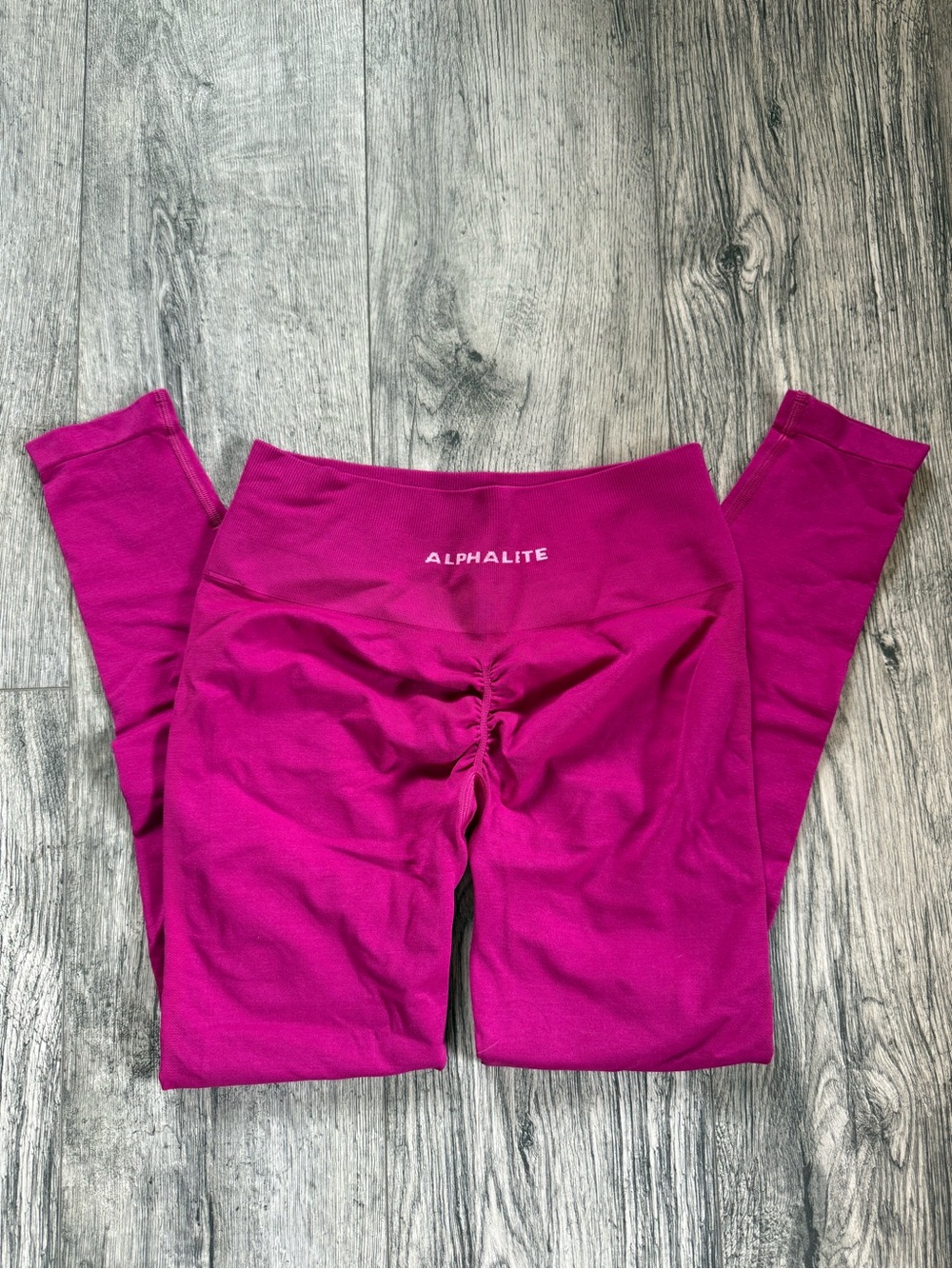 Alphalite Fuchsia Leggings